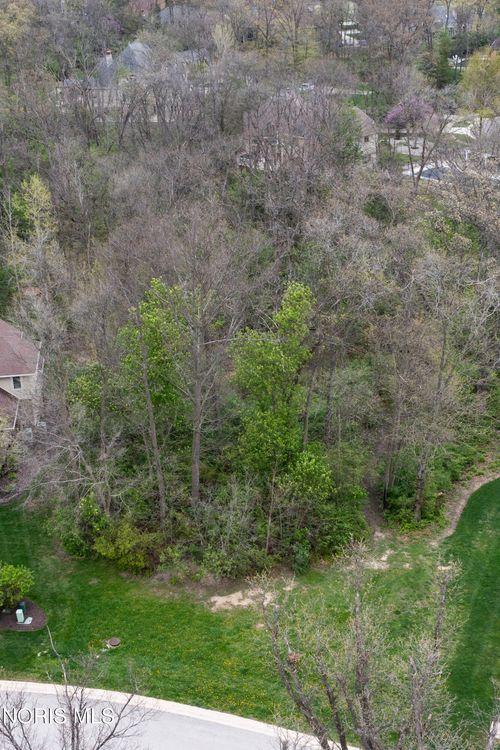 3667 Turtle Creek Dr, Perrysburg, OH, 43551-7508 | Card Image