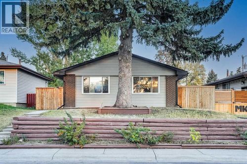 3038 Dover Rd Se, Calgary, AB, T2B1V6 | Card Image