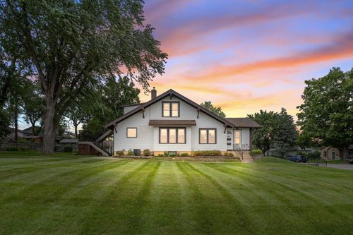 921 17th Ave N, South Saint Paul, MN, 55075-1432 | Card Image