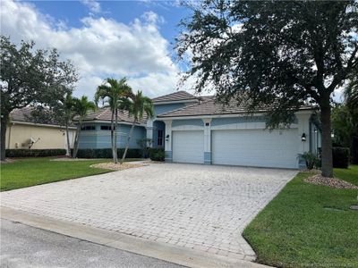 759 Sw River Bend Circle, House other with 4 bedrooms, 3 bathrooms and 3 parking in Stuart FL | Image 1