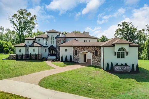 1477 S Harpeth Rd, Kingston Springs, TN, 37082-8141 | Card Image