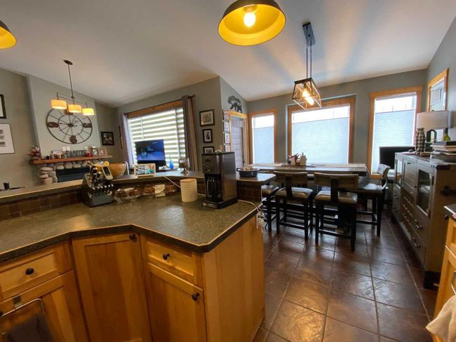 #68 Ironstone Drive, Townhouse with 4 bedrooms, 3 bathrooms and 4 parking in Coleman AB | Image 9