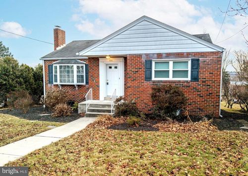 3881 Elder Rd, Harrisburg, PA, 17111-2039 | Card Image