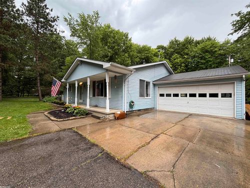 8895 Field Rd, Clay, MI, 48001-3801 | Card Image