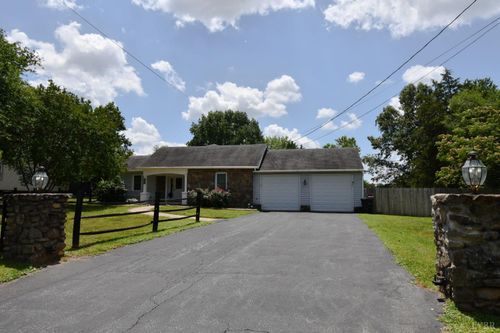 1217 Wood Rd, Lynchburg, VA, 24502-2637 | Card Image