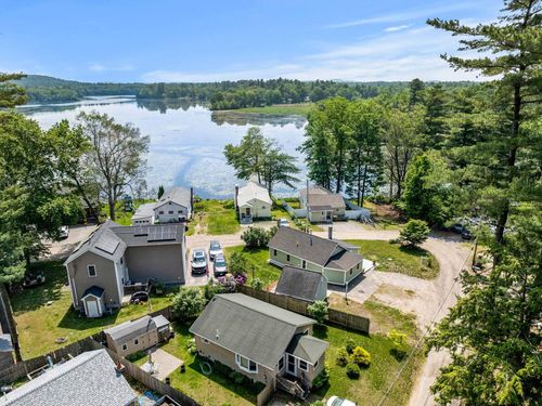 20 Circuit Dr, Kingston, NH, 03848-3306 | Card Image