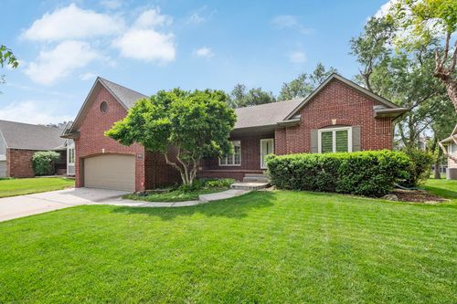 3131 N Forest Lakes Ct, Wichita, KS, 67205-1905 | Card Image