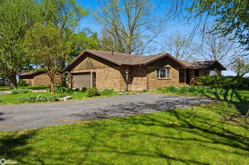 1062 James Ave, Winfield, IA, 52659-9629 | Card Image