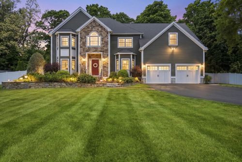 3 Crossman Ln, Danvers, MA, 01923-1922 | Card Image