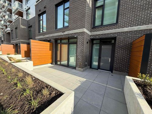 117-755 Harbourside Dr, North Vancouver, BC, V7P3S1 | Card Image