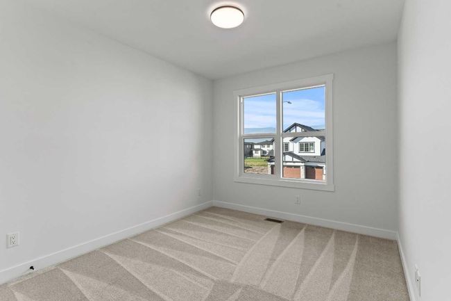 271 Kinniburgh Loop, House other with 4 bedrooms, 3 bathrooms and 4 parking in Chestermere AB | Image 31