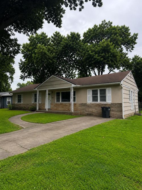 207 Heather Ln, COLUMBIA, MO, 65203 | Card Image