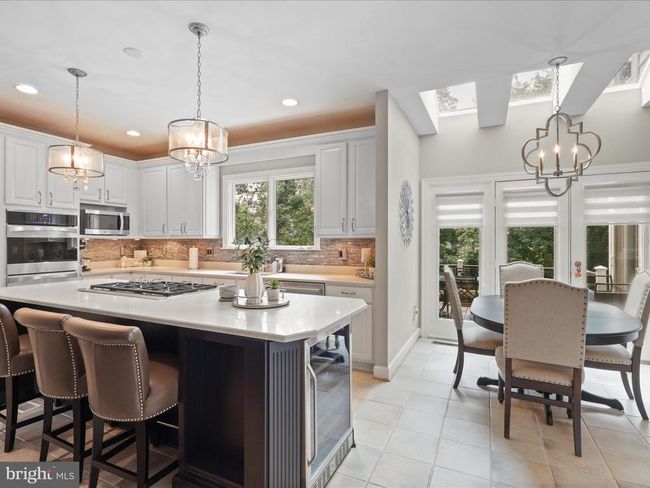 12024 Walnut Branch Rd, House other with 6 bedrooms, 5 bathrooms and null parking in RESTON VA | Image 26