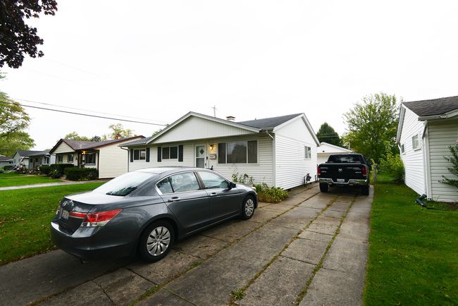 850 N Norman Ln, House other with 3 bedrooms, 2 bathrooms and null parking in Wheeling IL | Image 23