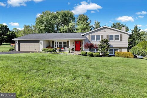 45 Mast Rd, OLEY, PA, 19547-8857 | Card Image