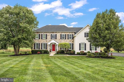 345 Austin Dr, OXFORD, PA, 19363-2521 | Card Image