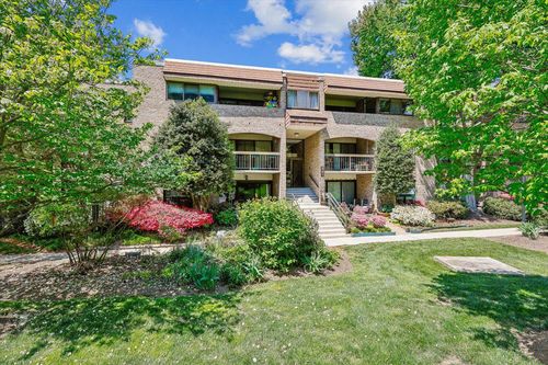 33-401 Christopher Ave, GAITHERSBURG, MD, 20879-3544 | Card Image