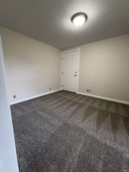 1869 Forsythe Ln, Spencer, IN, 47460-5458 | Card Image