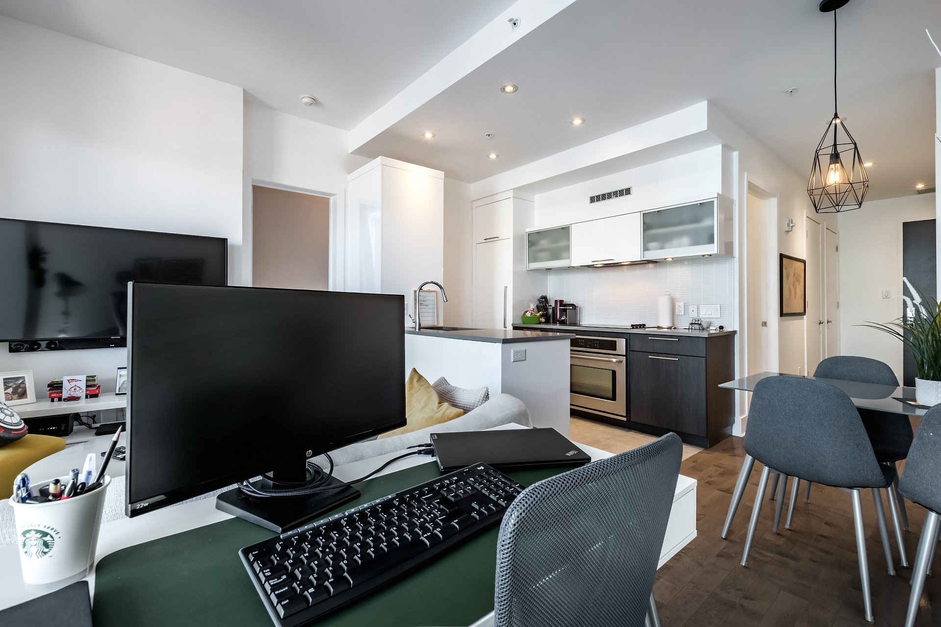 Residential Lease in Montréal (Ville-Marie) 4