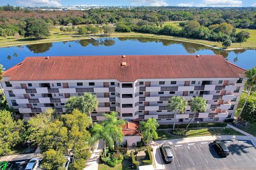 apt-405-2766 Carambola Cir S, Coconut Creek, FL, 33066-2568 | Card Image