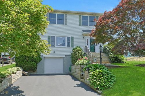 284 Marietta Ave, Hawthorne, NY, 10532-1910 | Card Image