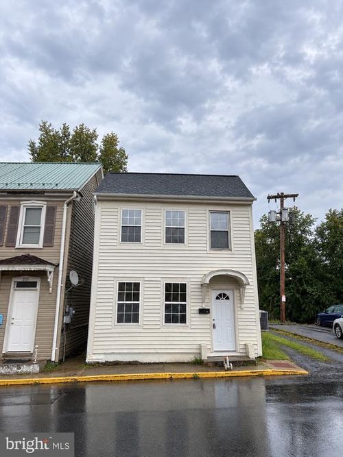 115 N Spring Street, MARTINSBURG, WV, 25401 | Card Image