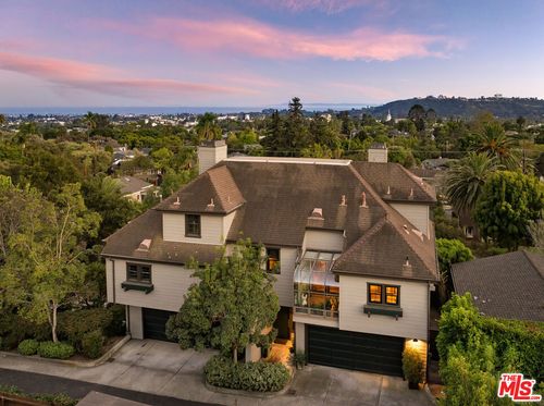 apt-d-515 E Islay St, SANTA BARBARA, CA, 93101-4035 | Card Image