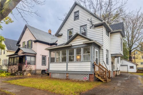 382 Sawyer St, Rochester, NY, 14619-1932 | Card Image