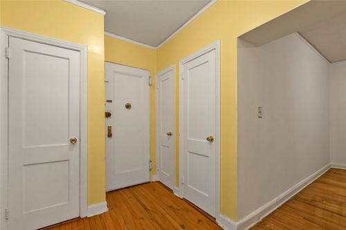 apt-2i-34 78th St, Jackson Heights, NY, 11372-2511 | Card Image