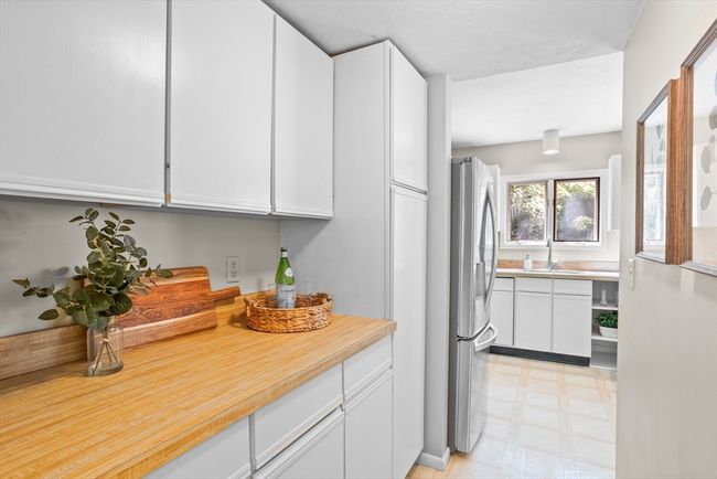 44 - 44 Greenridge Ln, Condo with 2 bedrooms, 2 bathrooms and 2 parking in Lincoln MA | Image 12