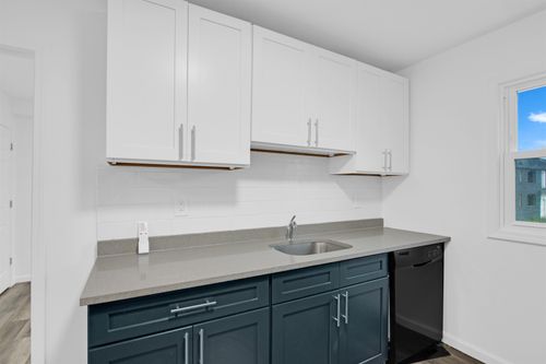 343 Sheffield Apt. B Avenue, Flint, MI, 48503 | Card Image