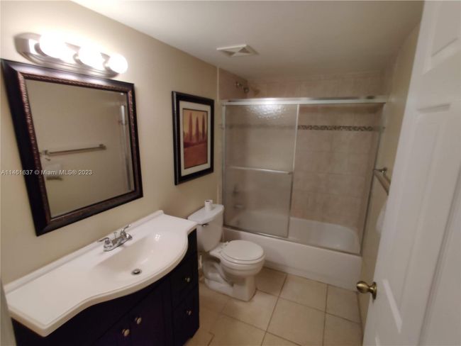 APT-102 - 11155 Sw 5 Th Pl, Condo with 2 bedrooms, 2 bathrooms and null parking in Pembroke Pines FL | Image 15