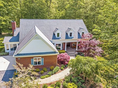 3678 May Apple Ct, Addison Twp, MI, 48367-2432 | Card Image