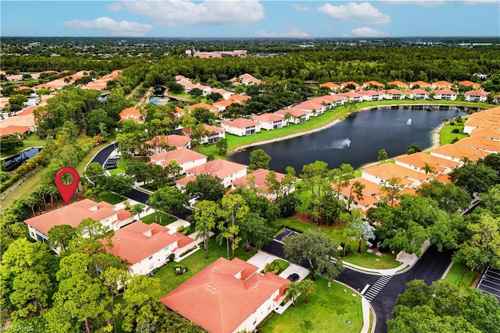 Residential in NAPLES 4