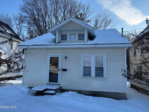 616 Kenwood Ave, Delmar, NY, 12054-1626 | Card Image