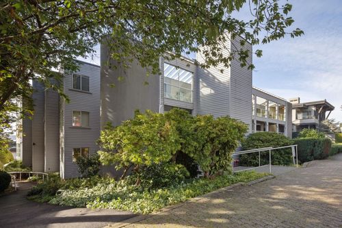 101-2412 Haywood Ave, West Vancouver, BC, V7V1Y1 | Card Image
