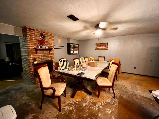 4863 Highway 69 S, House other with 3 bedrooms, 2 bathrooms and null parking in Kountze TX | Image 9