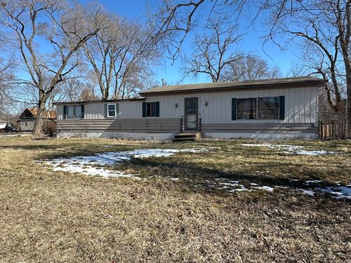819 5th Ave, Erie, IL, 61250-9446 | Card Image