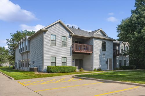 750 Rachael St #202, North Liberty, IA, 52317 | Card Image