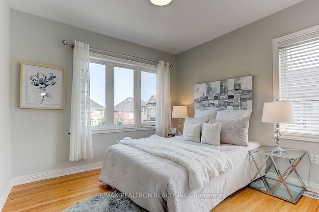 2 Henry Peters Lane, House attached with 3 bedrooms, 3 bathrooms and null parking in Vaughan ON | Image 29