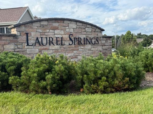 140 Laurel Springs Cir, Jackson, WI, 53037 | Card Image
