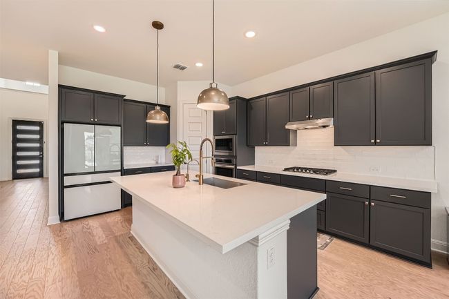 2405 Wooded Run Trl, House other with 4 bedrooms, 4 bathrooms and null parking in Georgetown TX | Image 11