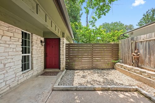 102-3102 Glen Ora St, Austin, TX, 78704-4997 | Card Image