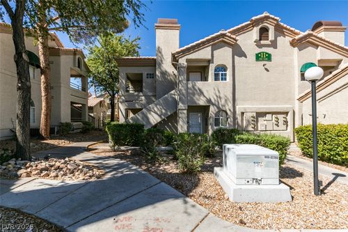 1121-2251 Wigwam Pkwy, Henderson, NV, 89074-6236 | Card Image