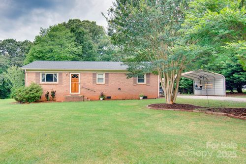 1715 Nelson Dr, Newton, NC, 28658-1518 | Card Image