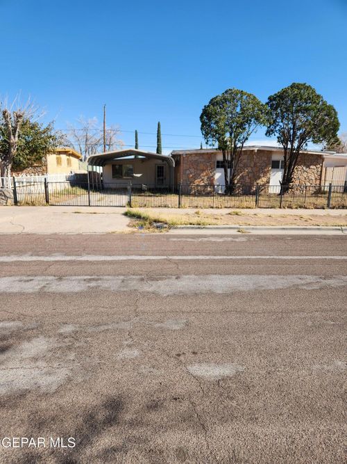 10016 Jamaica St, El Paso, TX, 79924-3702 | Card Image