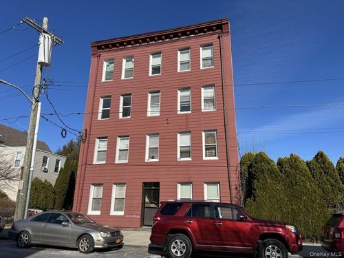 8-49 5th St, New Rochelle, NY, 10801-5921 | Card Image