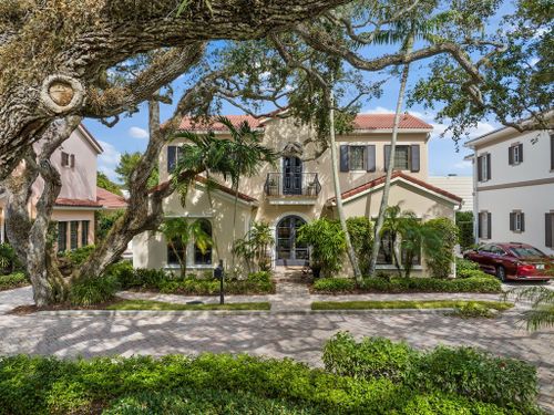 2646 Cardinal Dr, Vero Beach, FL, 32963-2065 | Card Image