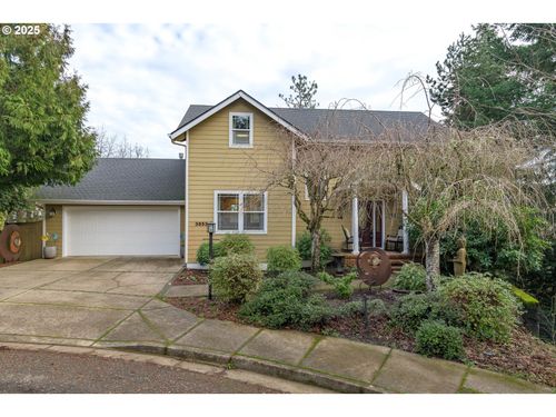 3853 Monroe St, Eugene, OR, 97405 | Card Image