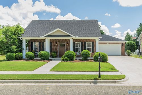 5106 Frankford Dr Se, Owens Cross Roads, AL, 35763-9113 | Card Image